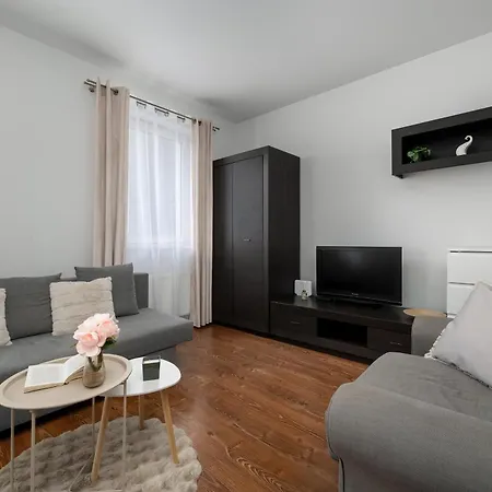 Inowroclawska 17 Platinum By Renters ורוצלב